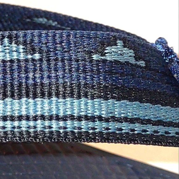 Chaco Men's Classic Flip flop Notch Navy - Picture 8 of 13